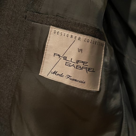 Phillipe Gabriel Designer Collection Charcoal with Pinstripes 42L - Picture 4 of 10